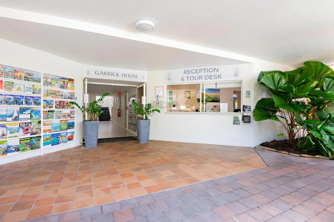 Garrick House Aparthotel Port Douglas 3*,