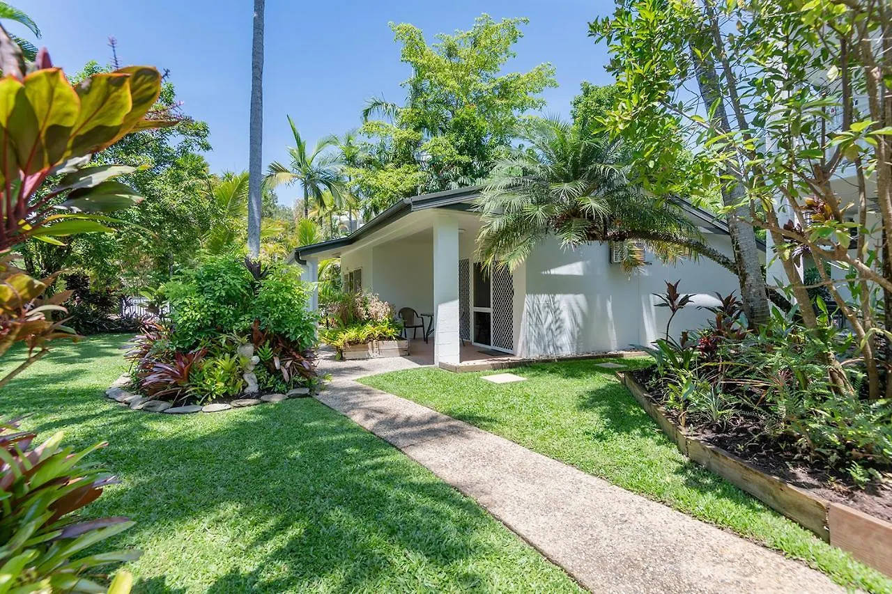 Garrick House Aparthotel Port Douglas 3*,  Australia