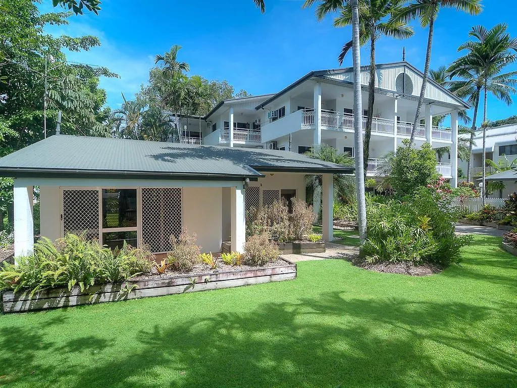 Garrick House Aparthotel Port Douglas 3*,  Australia